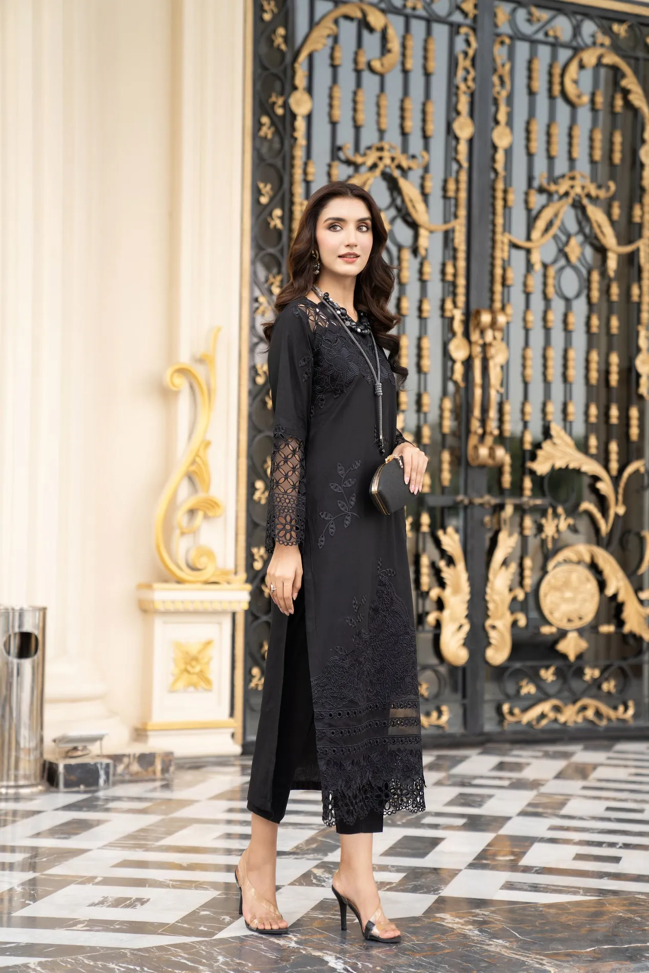 2PC READY TO WEAR LUXURY DRESS BY ARWAH LA1