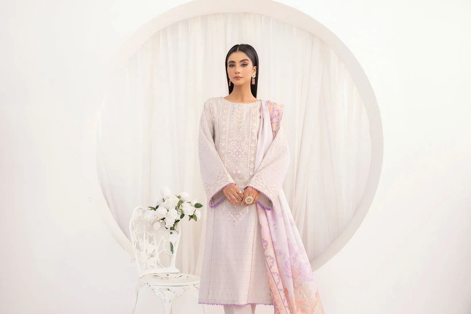 3PC HEMLINE EMBROIDERED LAWN DRESS 08