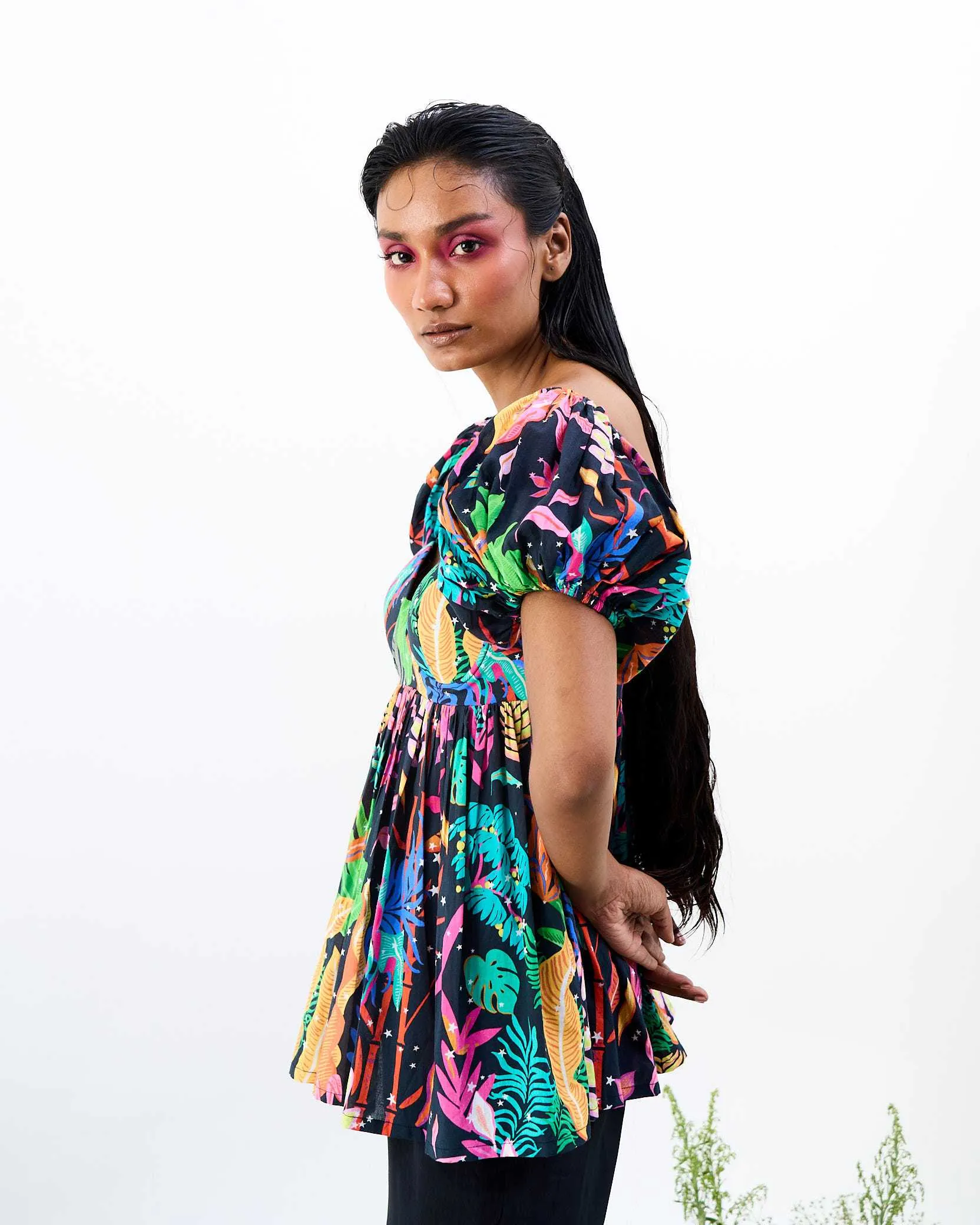 Atrangi Awara Azad Top