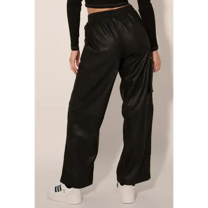 NB  PANTS CARGO POCKETS